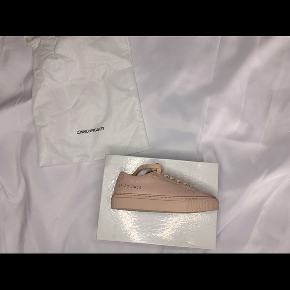 Common Projects: Girls - Picture 4 of 4